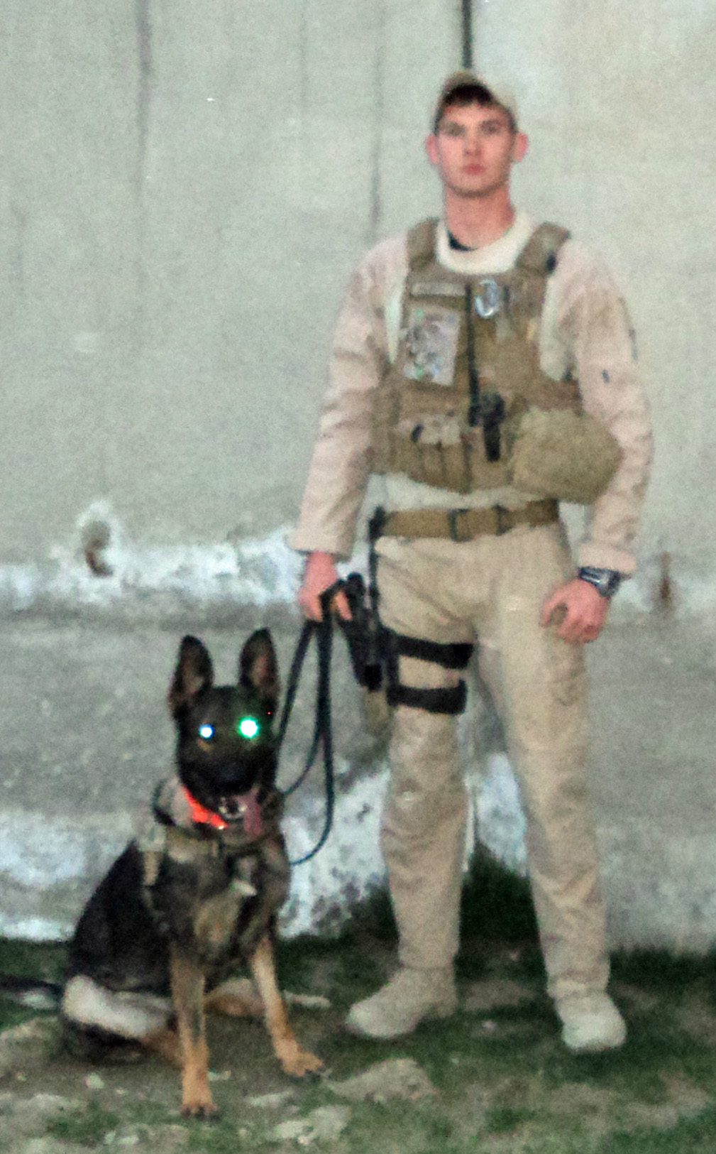Ryan Albaugh overseas security K9 photo